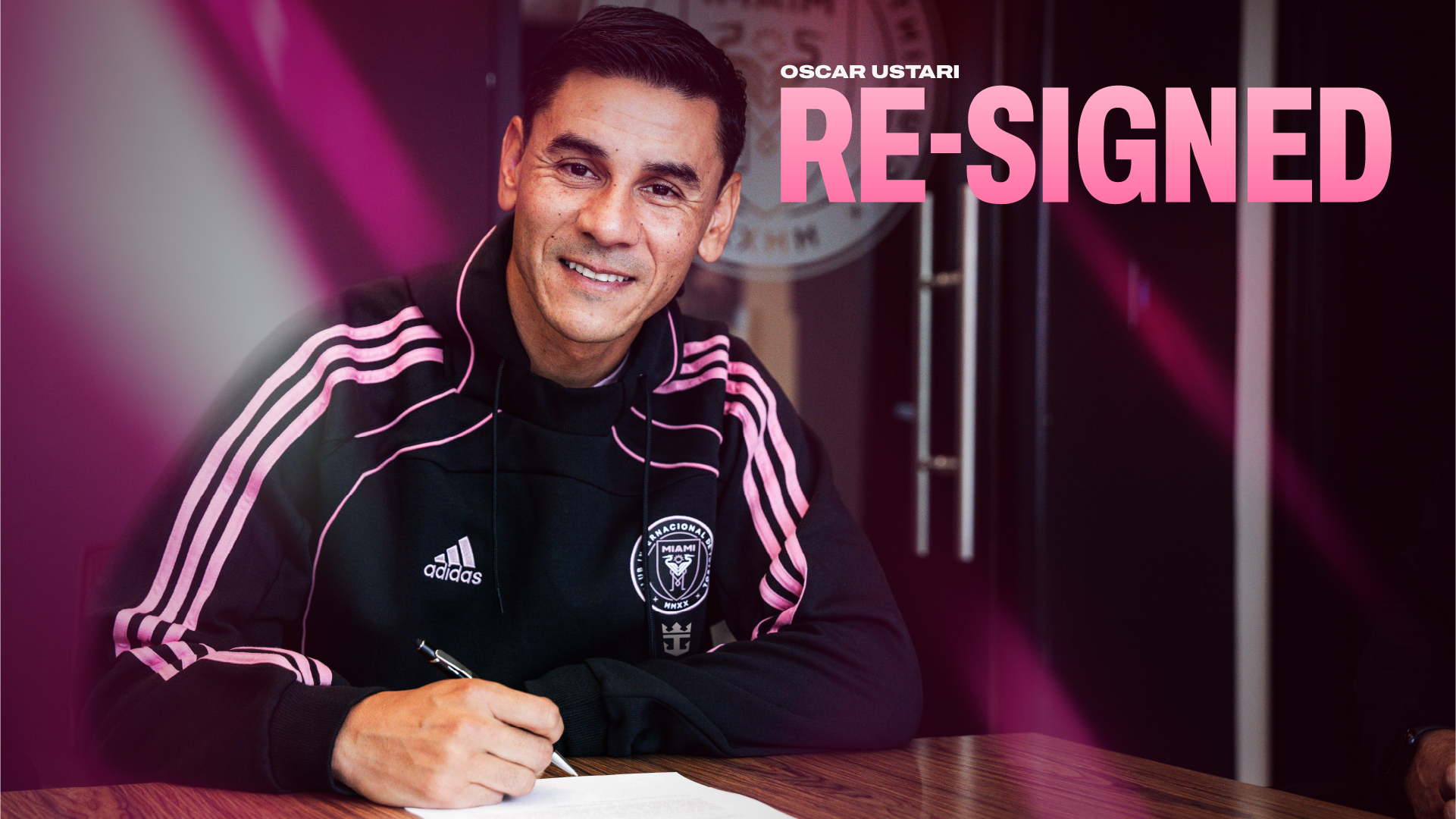 Oscar Ustari renueva con Inter Miami CF